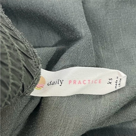 Daily Practice Anthropologie Women's Moss Green Ruched Slouchy Pants Size XS - Picture 6 of 10